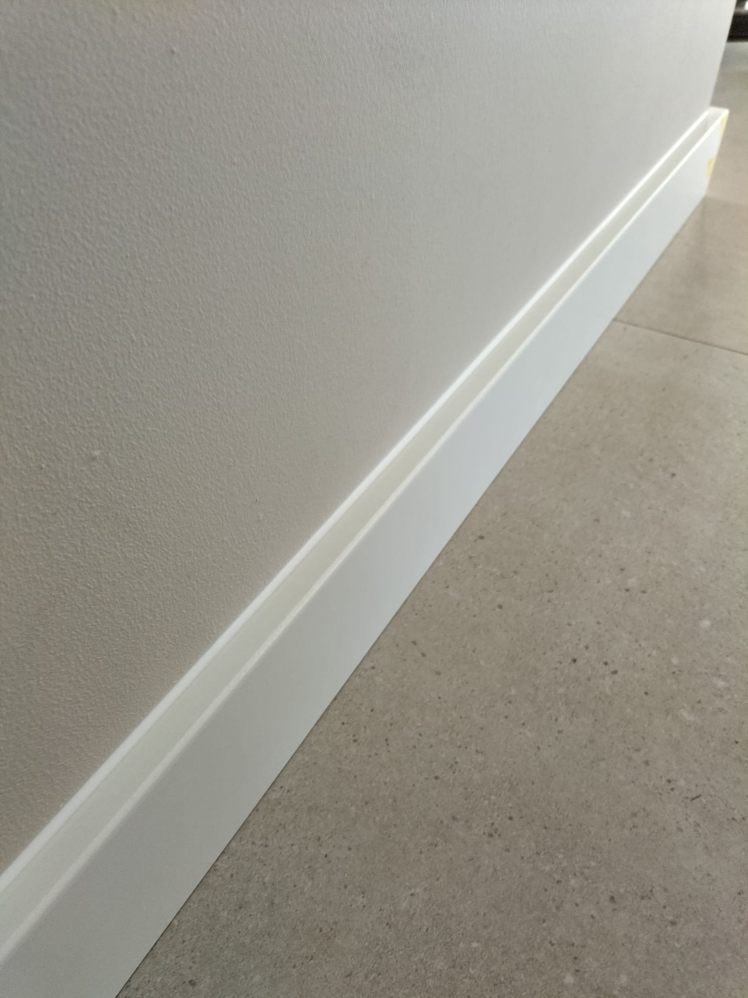 Flexibele plint voor ronde muren